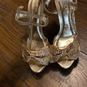 Gold heels, used